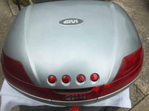 Givi v46 top - in, working