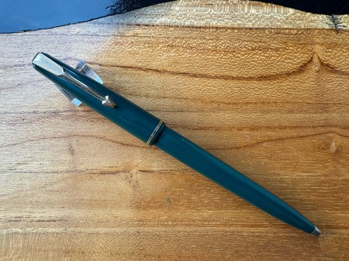Parker green ballpen - gt,