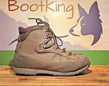 Aku Pilgrim lightweight