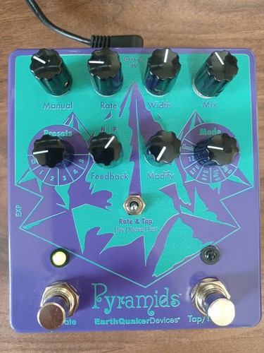 Earthquaker devices pyramids - earthquaker,