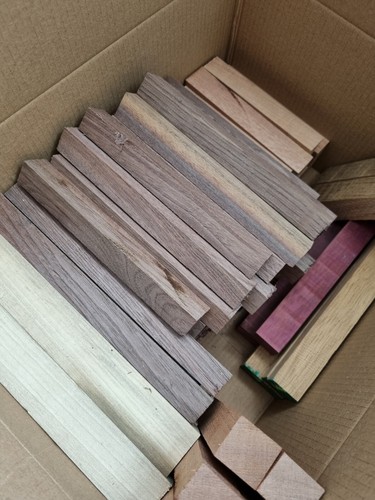 1kg exotic hardwood - hardwood, pen