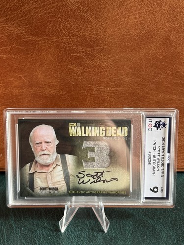 The walking dead scott - walking,