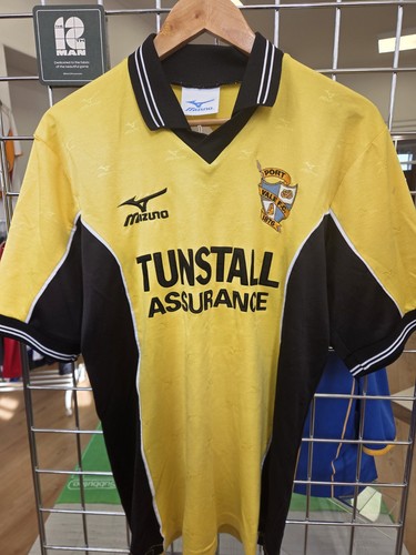 Port vale 2000 - port, away