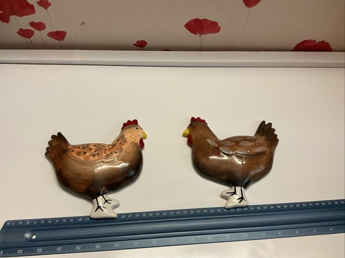 Henrietta chicken ceramic wall - henrietta,