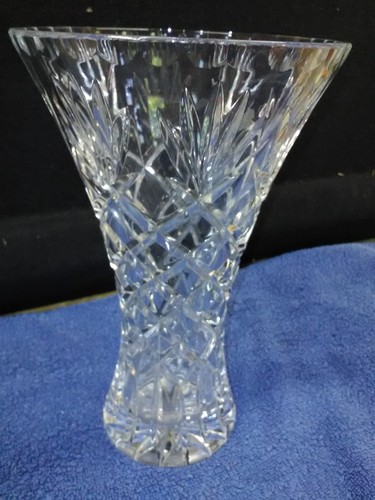 Hand cut royal brierly lead - cut,