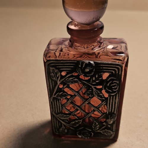 Plum glass perfume - plum,