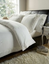 Broderie luxury embroidered - luxury,
