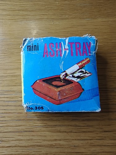 Vintage mini travel ashtray - travel,