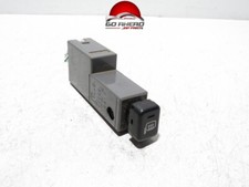 TOYOTA HIACE 98-08 DOOR WING MIRROR DEMIST SWITCH