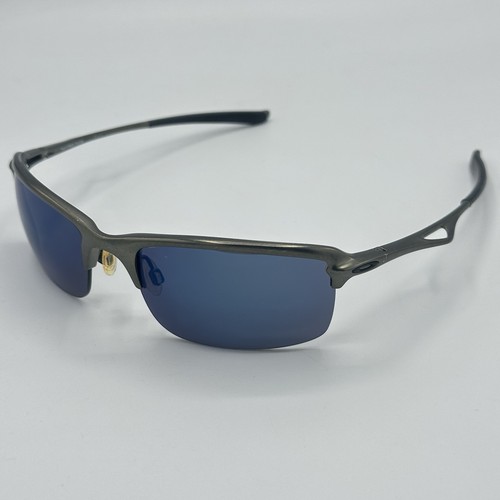 Oakley wiretap carbon grey - grey, ice
