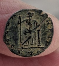 Nice small Roman Coin 13, 14mm
