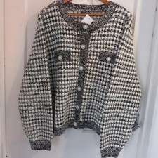 F&F Black/White dog tooth Box