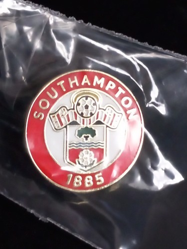 Southampton pin badge - pin,