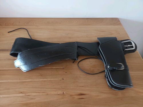 Deluxe gun holsters - deluxe,