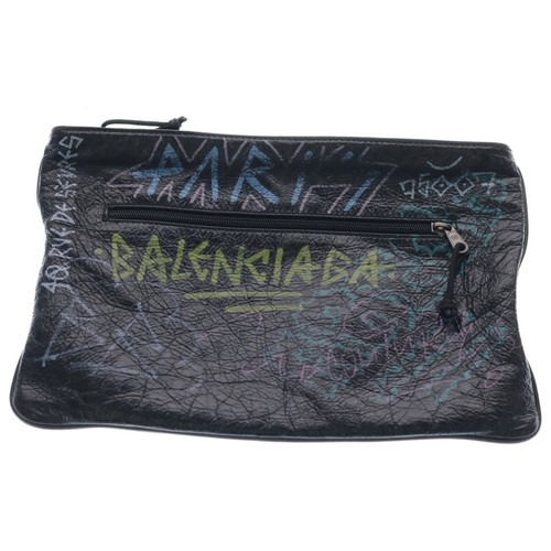 Balenciaga graffiti explorer - graffiti,
