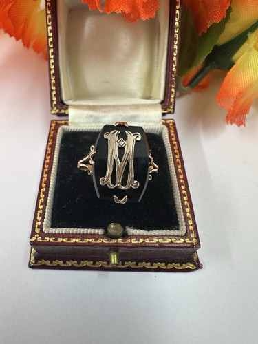 Rose gold onyx signet - rose,