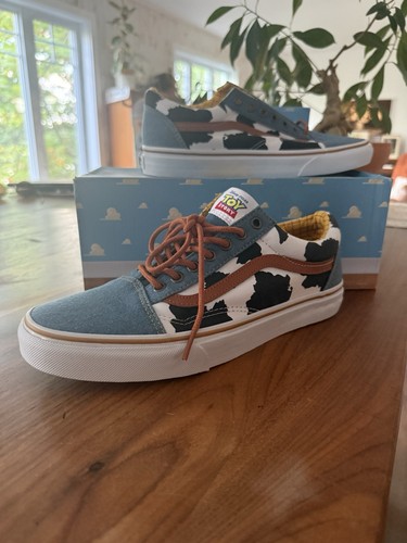 Vans disney pixar - pixar, story
