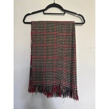 New Look tartan dog tooth red