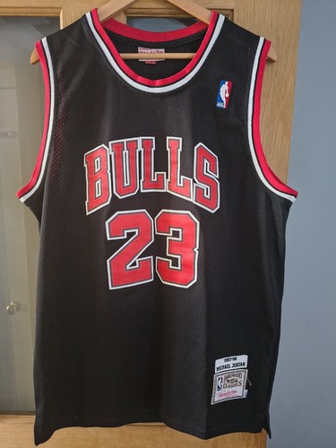 Mitchell ness hardwood - mitchell, &
