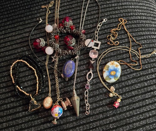 Jewellery bundle necklace - 10,
