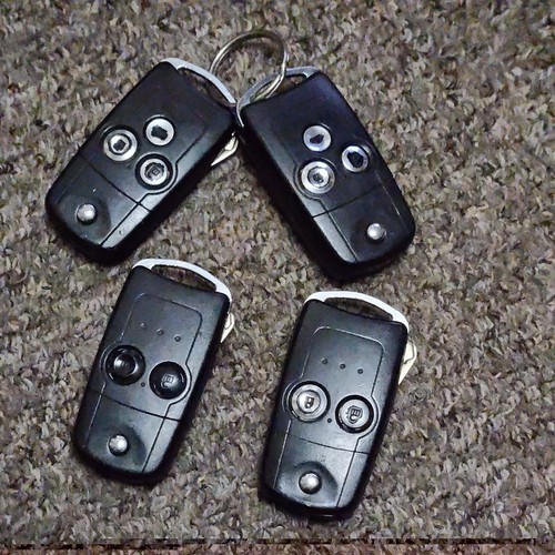 Honda button remote flip key - remote,