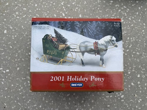 Breyer christmas horse 700401 - christmas,