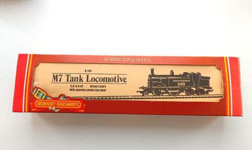 Hornby r103 class 4 - r103, sr