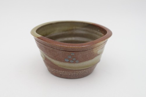 Jane hamlyn mbe studio pottery - hamlyn,