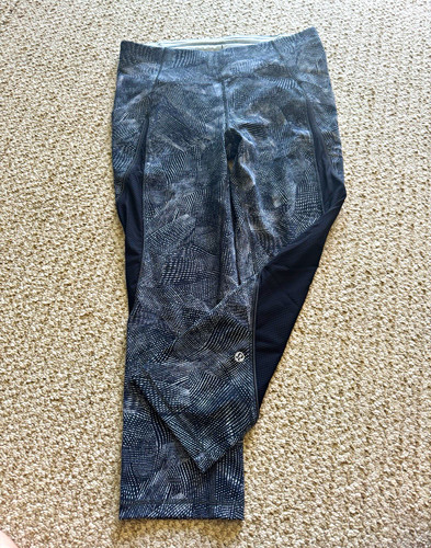 Lululemon women cropped - lululemon,