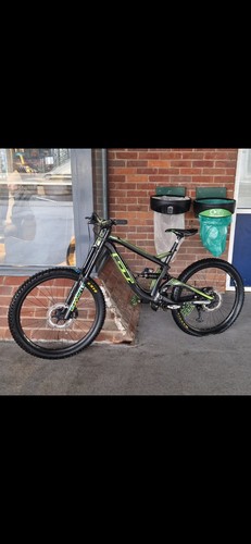 Fury mountain bike - 27.5, gt