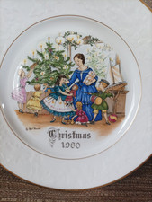 Vintage 1980 Royal Worcester Christmas Plate Collectible 'Christmas Morning'