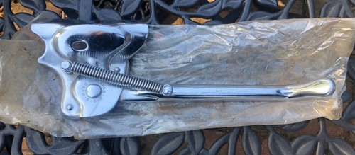 Works side kick stand - eg,
