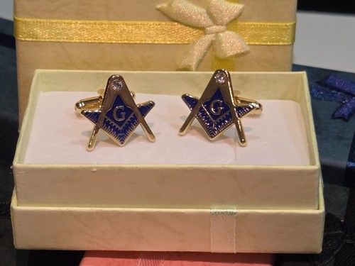Stylish gold tone free masonry - tone,