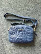 Sencillez Blue Leather Crossover Bag 