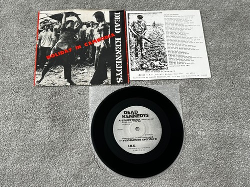 Dead kennedys holiday - dead,