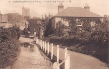POSTCARD - ISLE OF WIGHT - CARISBROOKE - PATH LEADING TO CASTLE - LL - PRE 1918