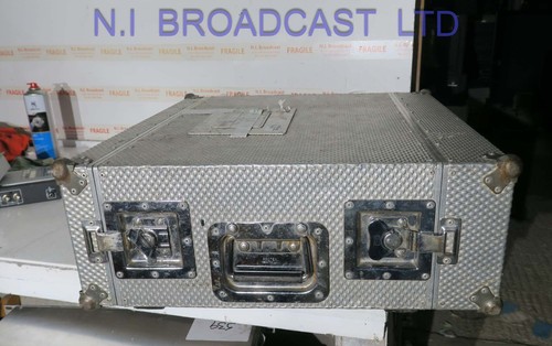 Metal flightcase suit 2u - flightcase,