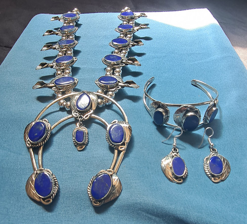 Rare huge lapis lazuli - rare,