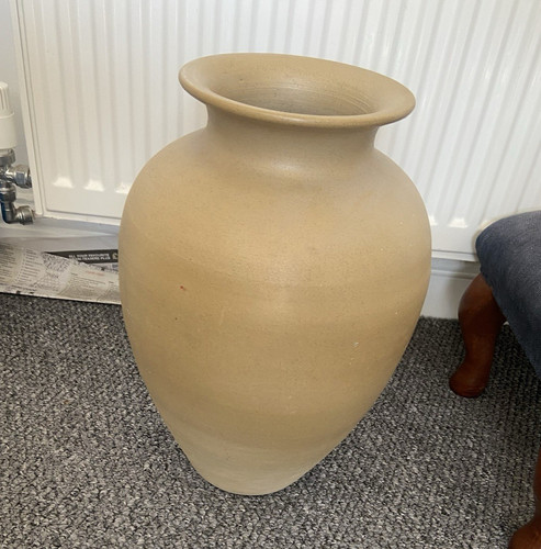 Old signed hillsonia large - ,
