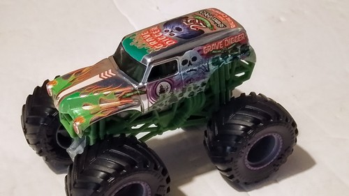 Ultra rare hotwheels monster - ultra,