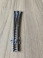 Peco SL-395 N Gauge Weathered Insulfrog Medium Radius Right Hand Point.