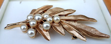 Vintage Crown Trifari Brooch