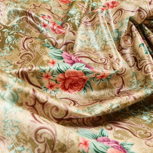 Silky embossed swirl velvet - swirl,