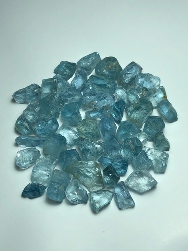 Natural blue aquamarine 137 - natural, 137.37