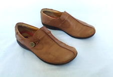 CLARKS UNSTRUCTURED UN LOOP MID BROWN LEATHER SLIP ON SHOES UK8D FREE P&P!!