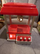 Global Gizmos Candy Grabber Machine No Coins Good Working Order