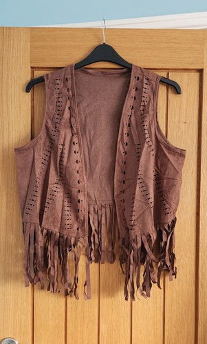 Brown patterned country - patterned,