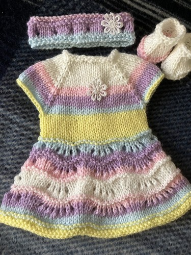 Hand knitted dolls - hand, to