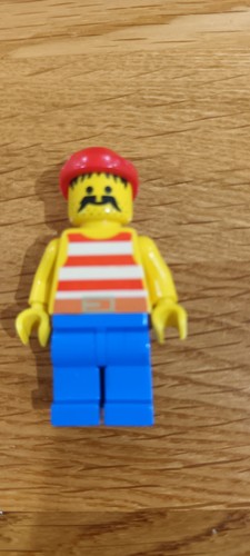 Lego pirate red white stripes - red,