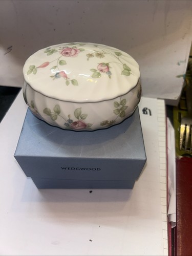 Wedgewood rosehip trinket box - rosehip,